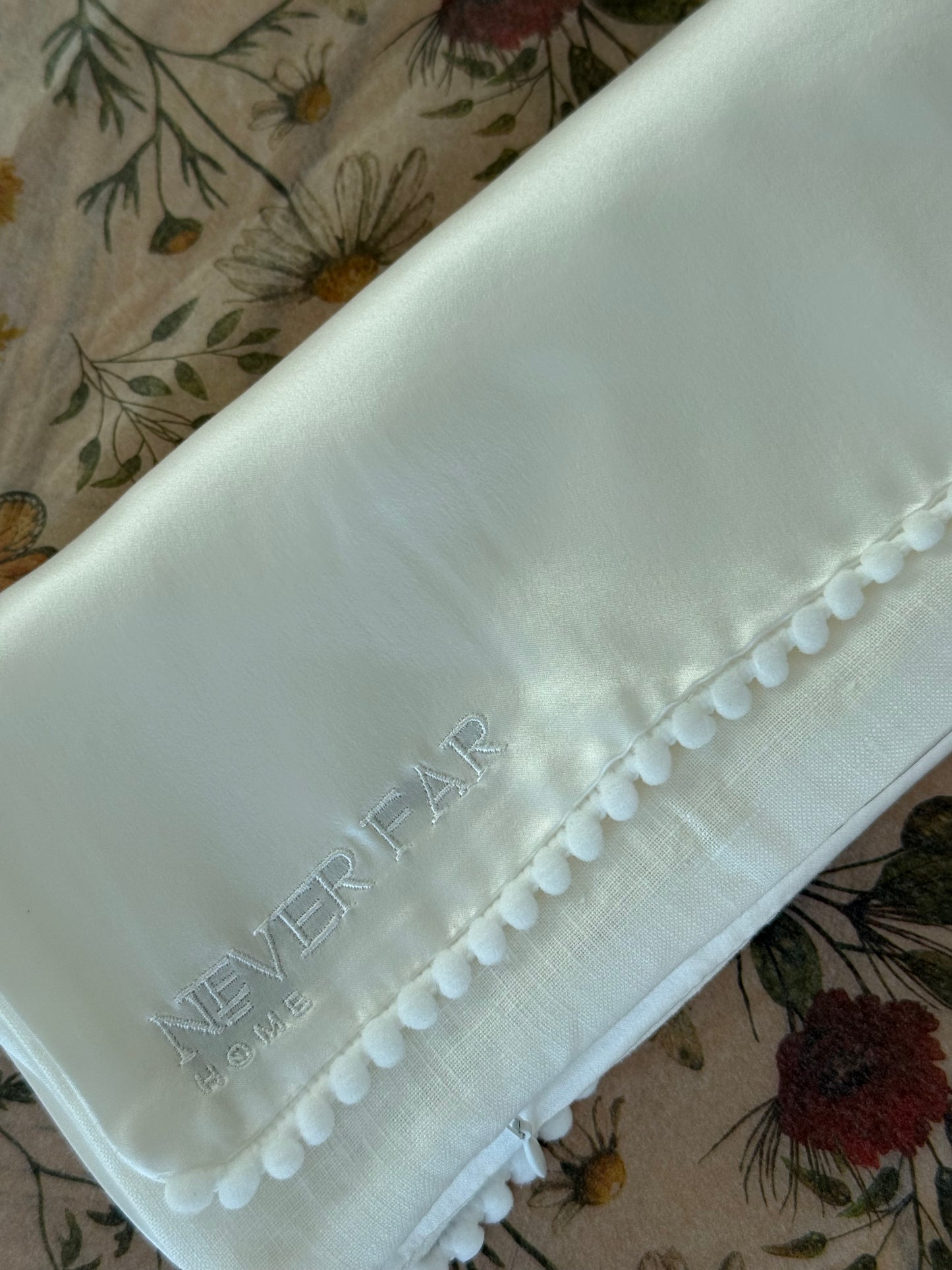 Pair of Sammy Regular Duo Flip Silk + Linen Pillow Cases
