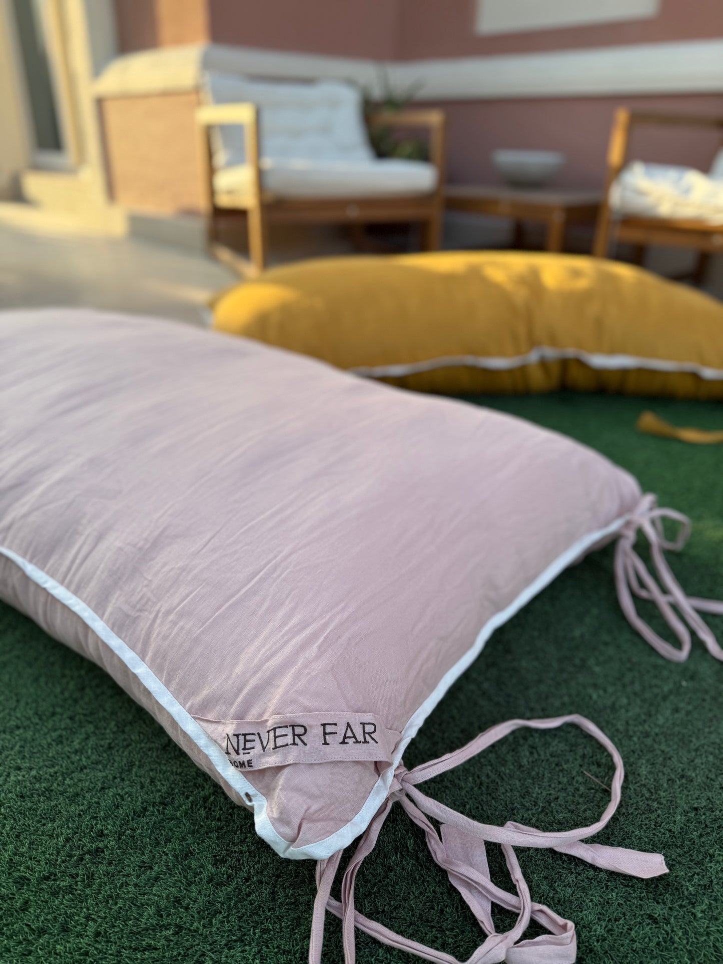 The GiGi Large Linen Floor Bed