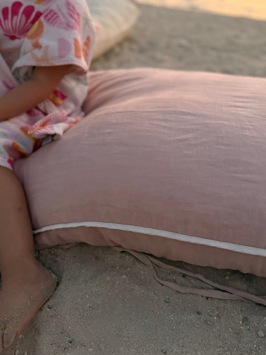 Blush GiGi Cover