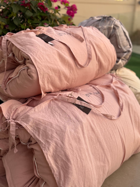 Blush GiGi Large Linen Floor Bed