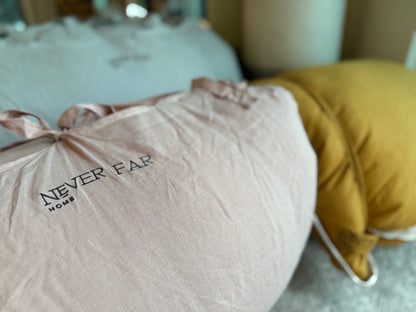 Blush GiGi Large Linen Floor Bed