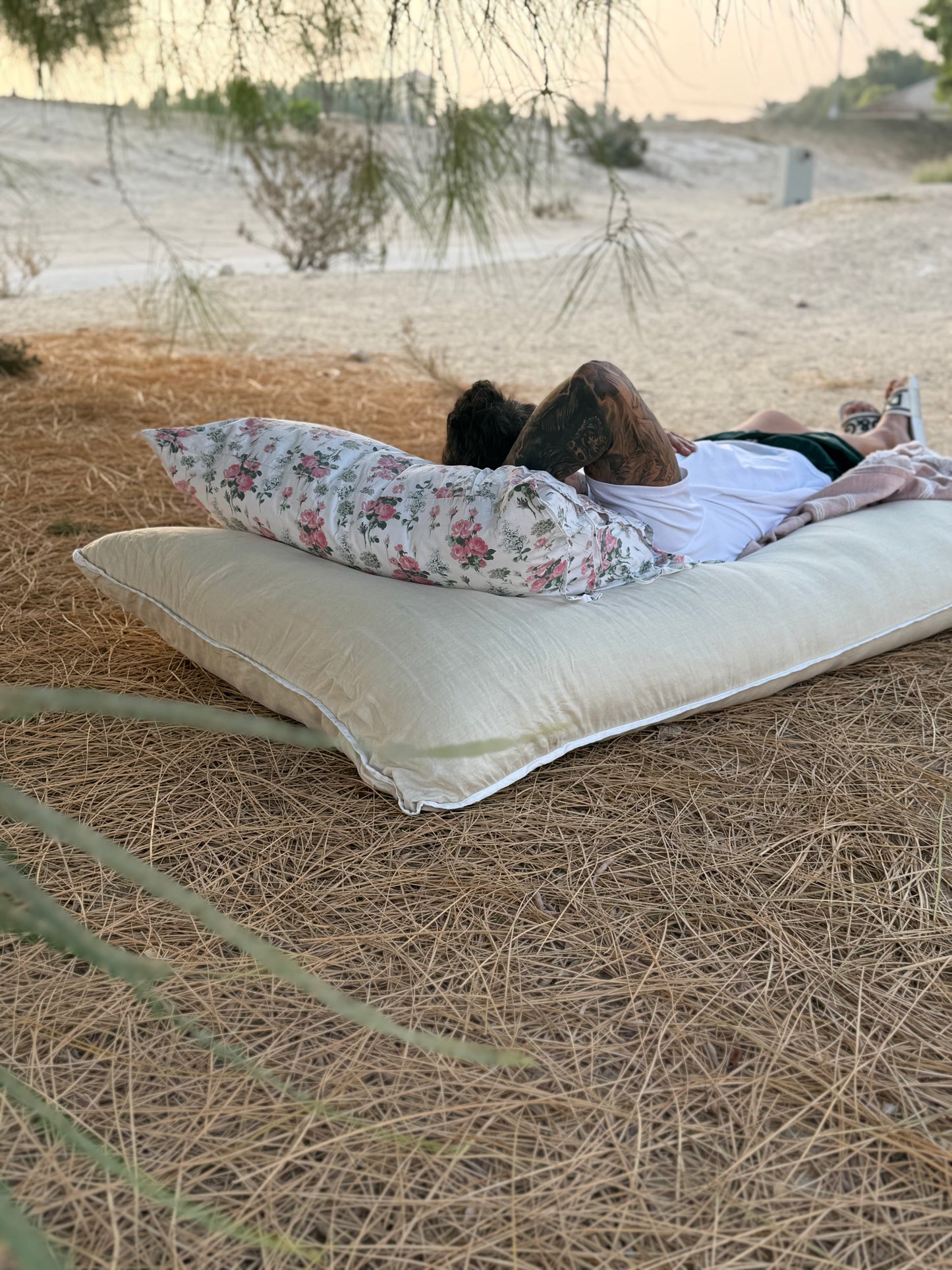 The GiGi Large Linen Floor Bed