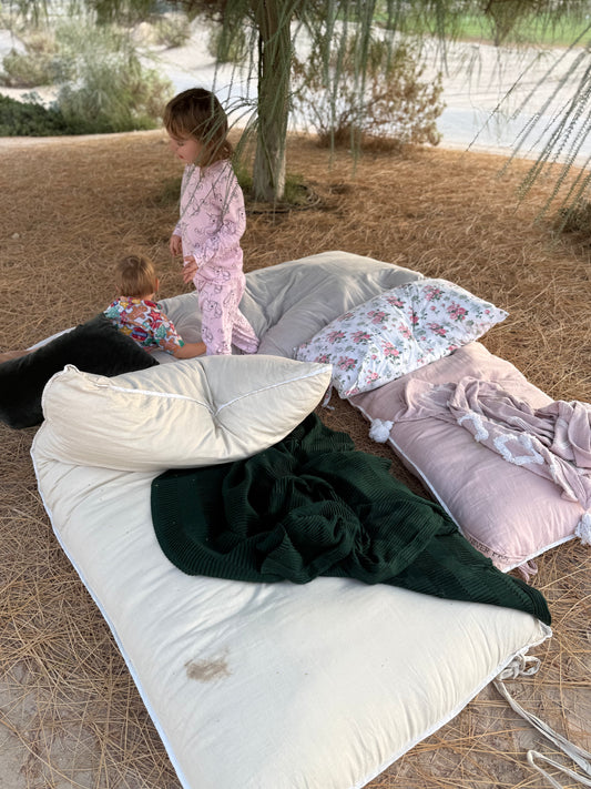 Steel Harrison Small Linen Bed