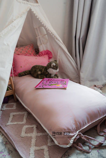 Blush Harrison Small Linen Bed
